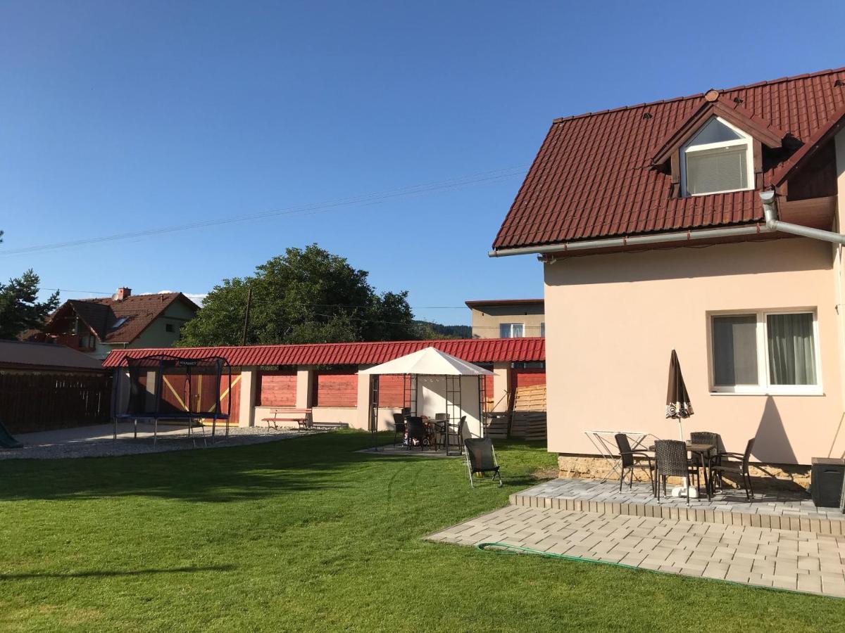 Villa Rustica Bešeňová Buitenkant foto